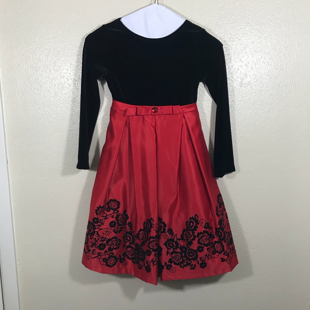 Girls special occasion red and black dress. Size 6